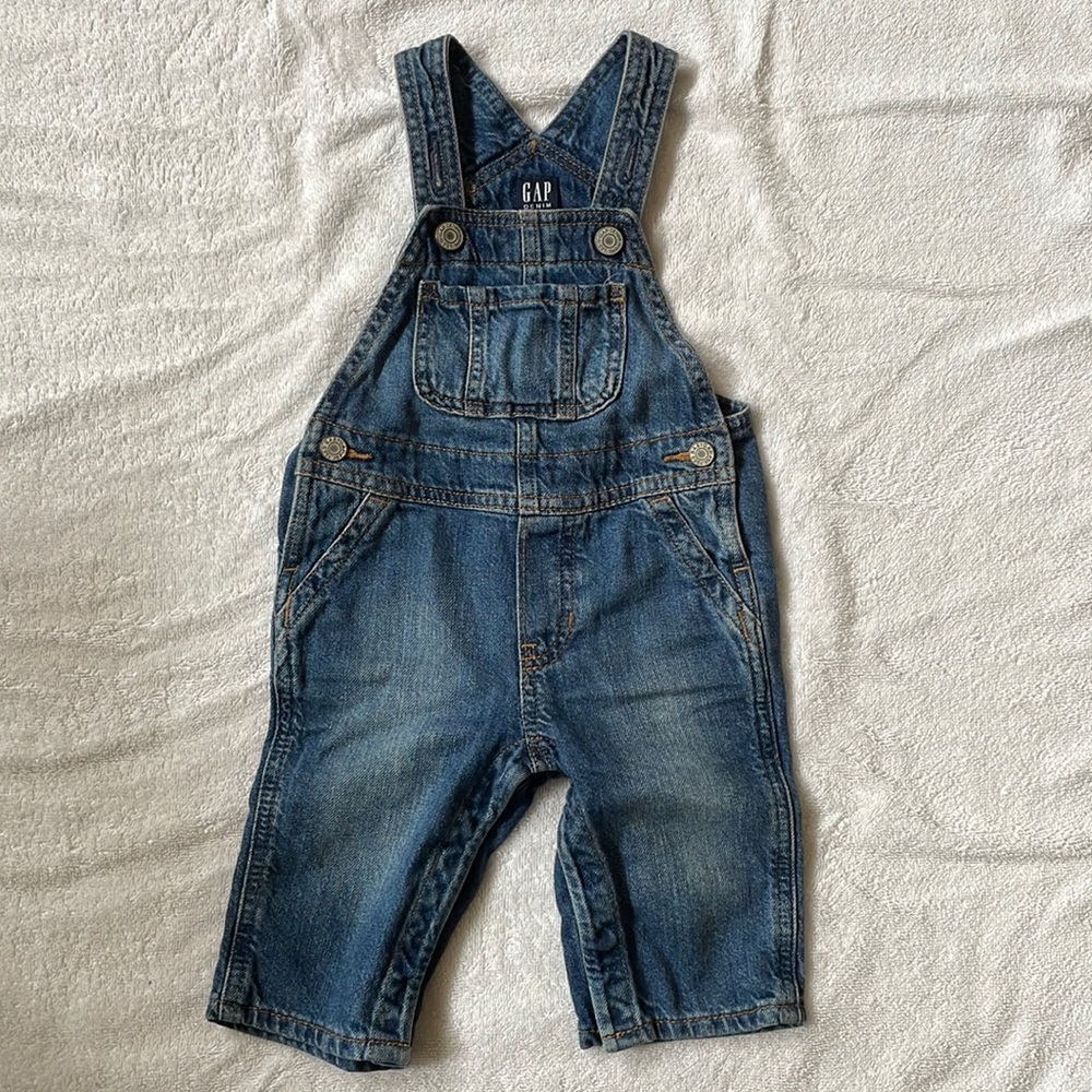 Used Baby Gap 6-12 months overalls like new